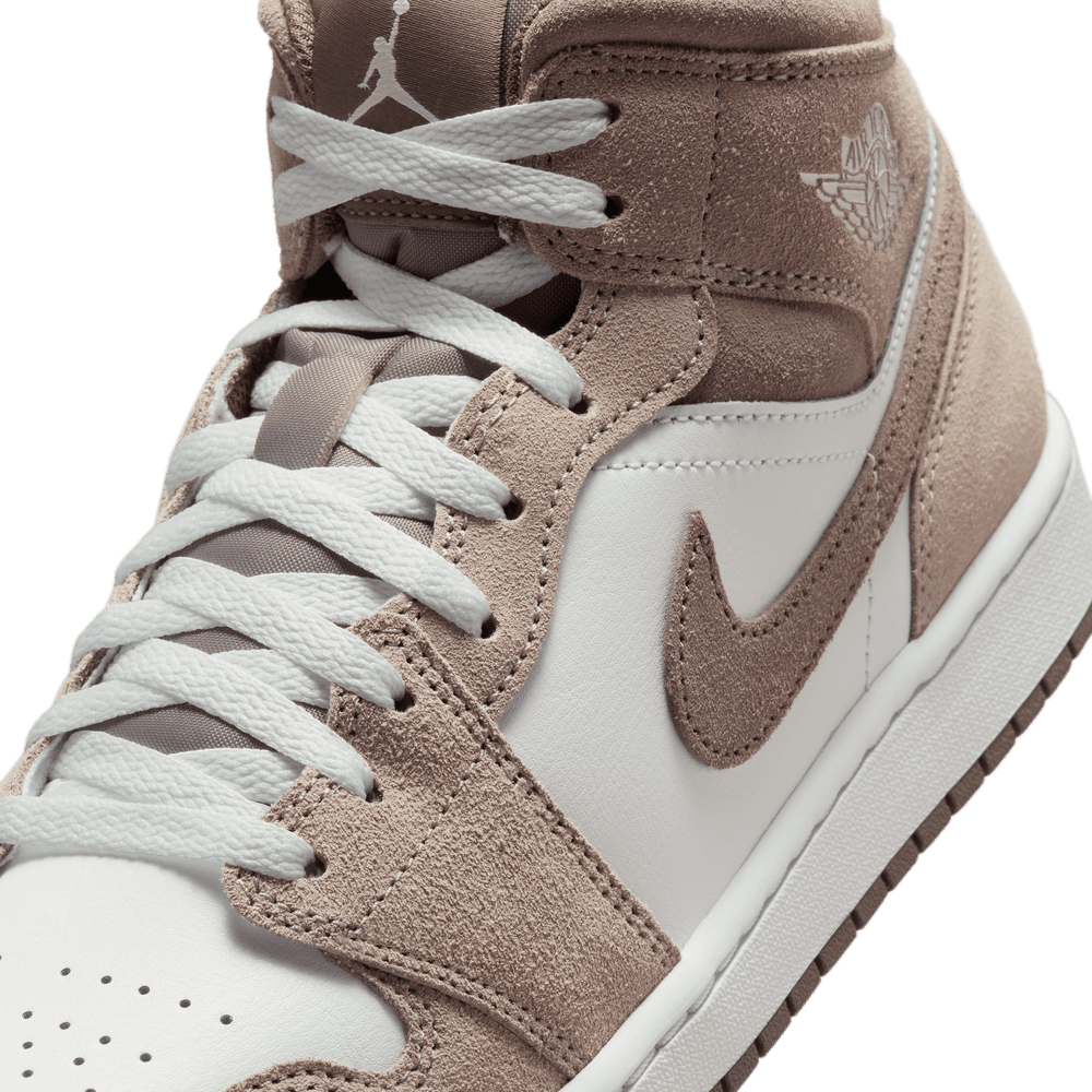 Air Jordan 1 Mid