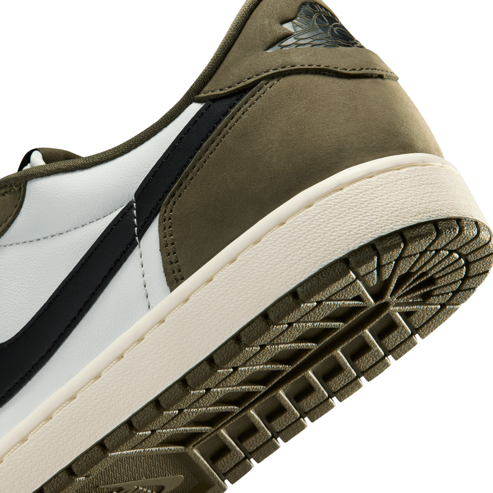 Air Jordan 1 Retro Low OG