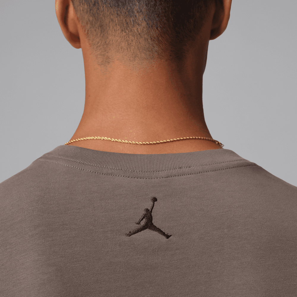 Air Jordan M J Oversized Long Sleeve Tee