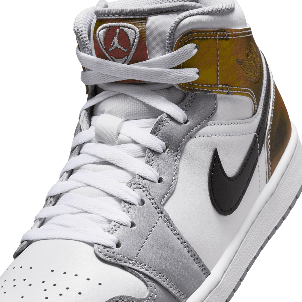 Air Jordan 1 Mid SE