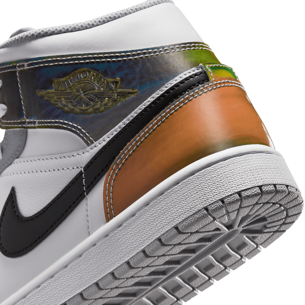 Air Jordan 1 Mid SE