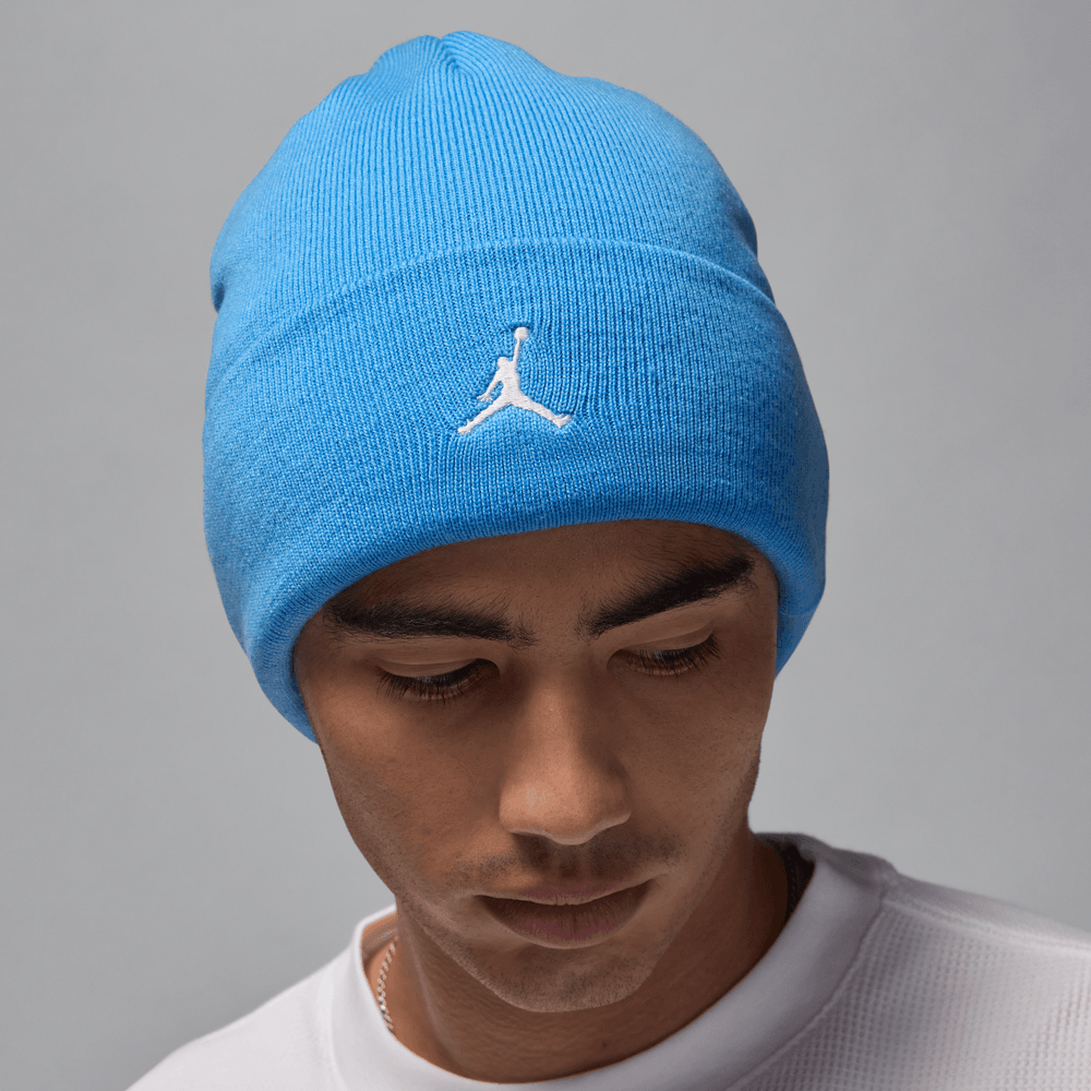 Air Jordan Peak Essential Beanie